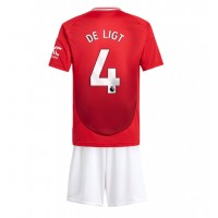 Maglia Calcio Manchester United Matthijs de Ligt #4 Prima Divisa Bambino 2024-25 Manica Corta (+ pantaloncini)